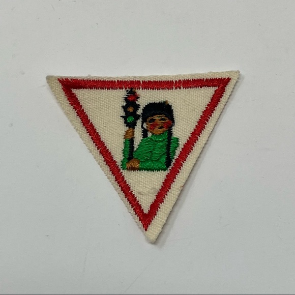 Vintage Girl Scouts Patch - Picture 1 of 2